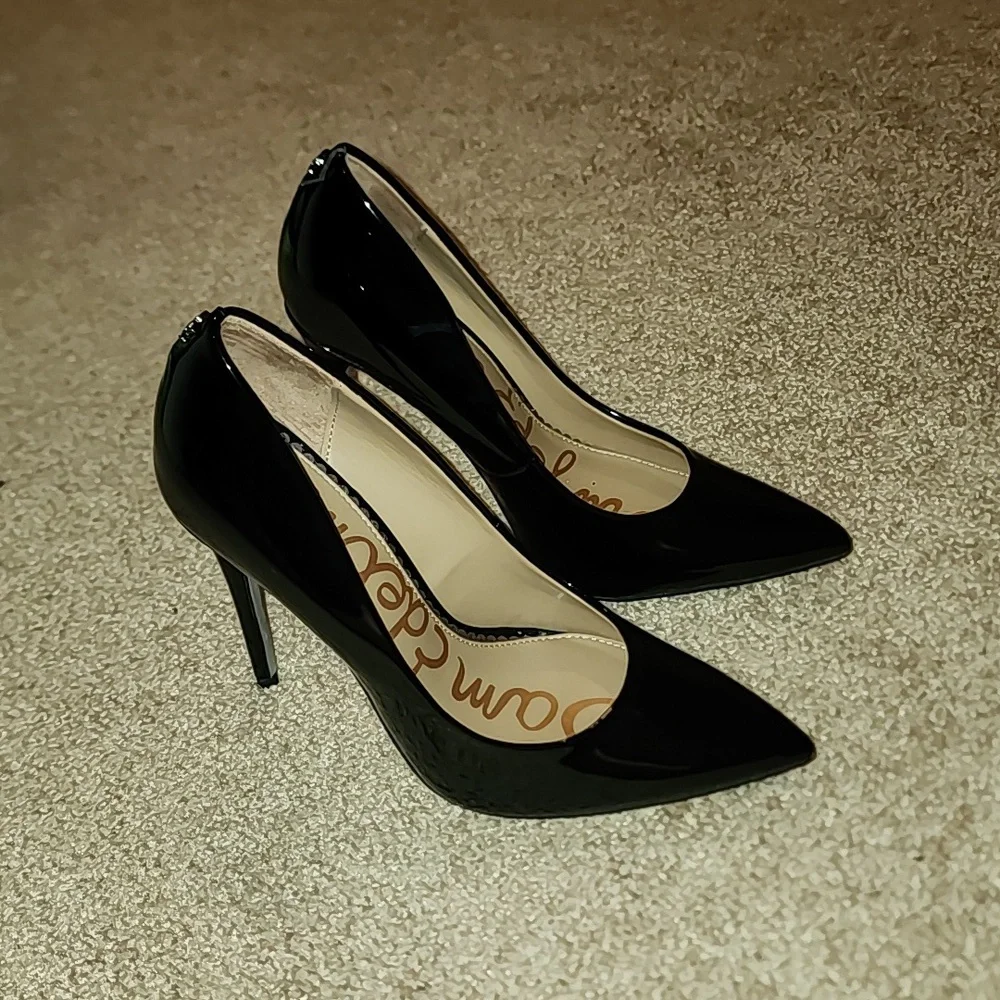 Sam Edelman Danna Black Patent Heels - Picture 2 of 9